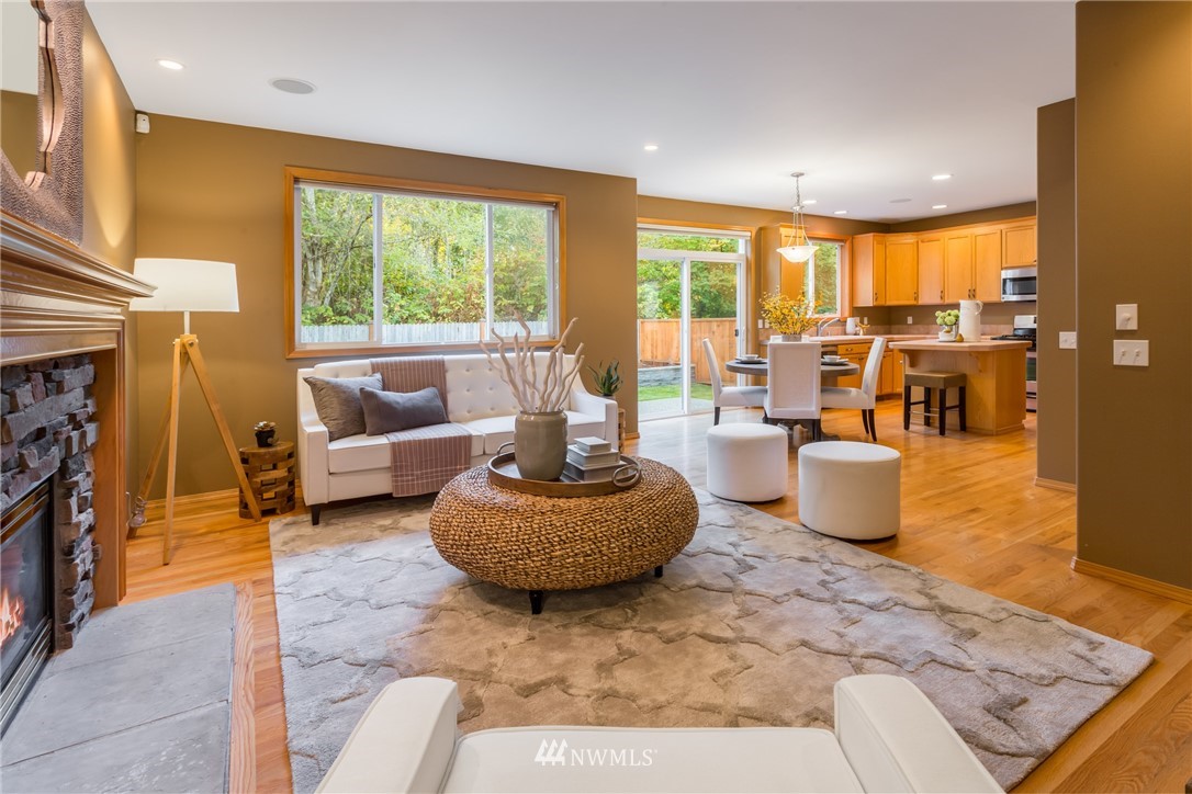 1006 185th Street Southeast Bothell, WA 98012 - Photo 6 of 25