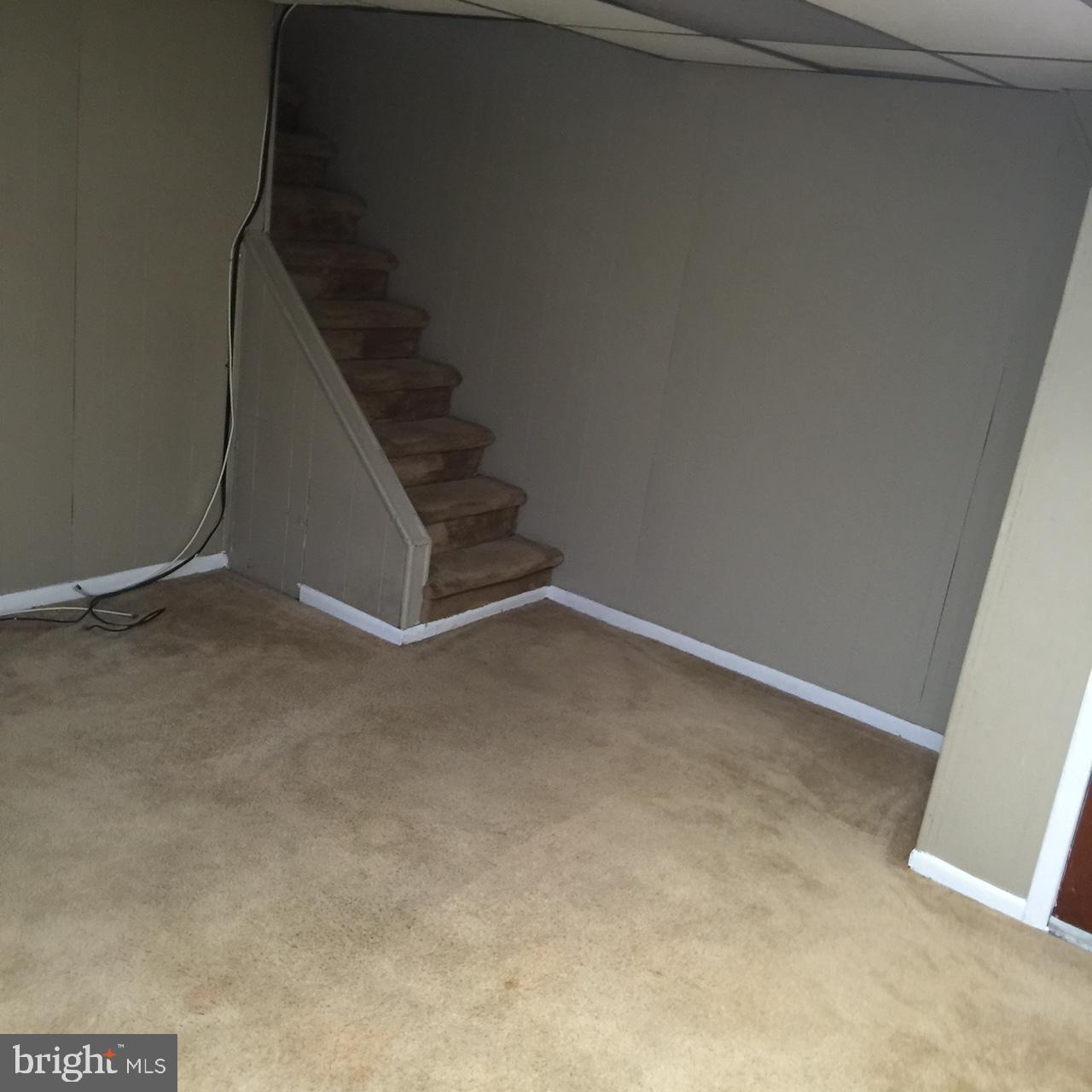 2832 Michael Road Philadelphia, PA 19152 - Photo 15 of 18