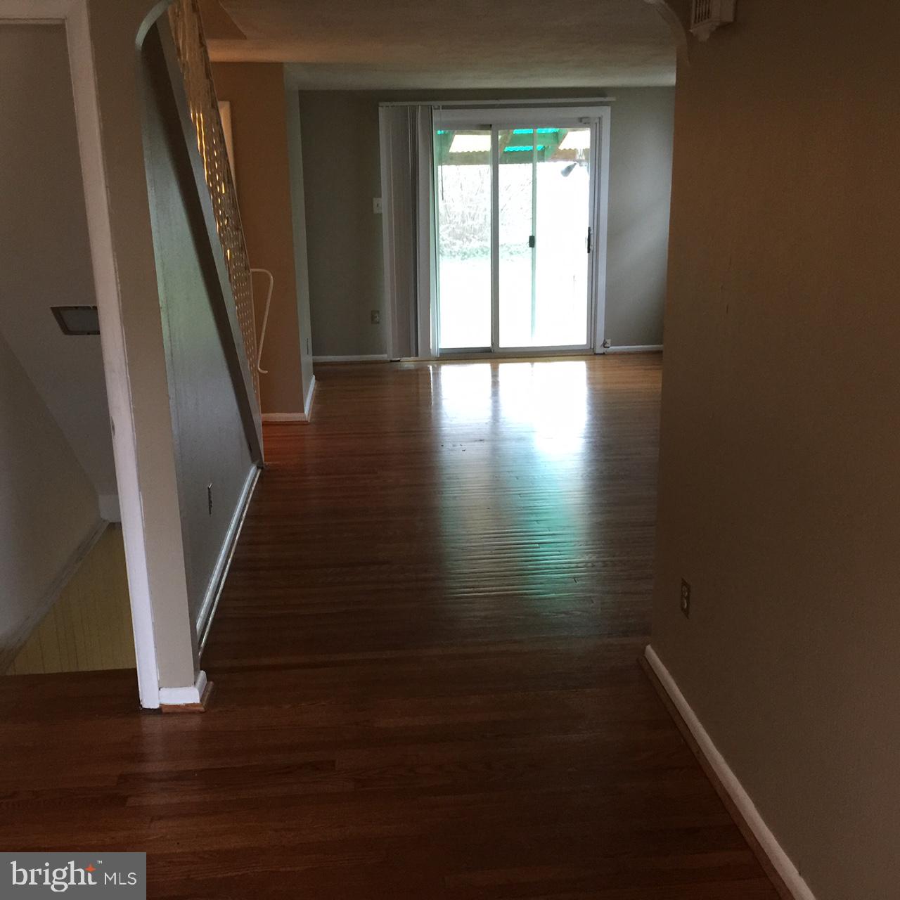 2832 Michael Road Philadelphia, PA 19152 - Photo 3 of 18