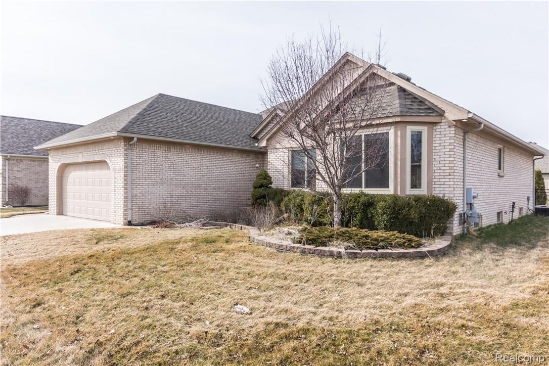 21413 Rome Drive Macomb, MI 48044 - Photo 29 of 31 21413 Rome-21.jpg
