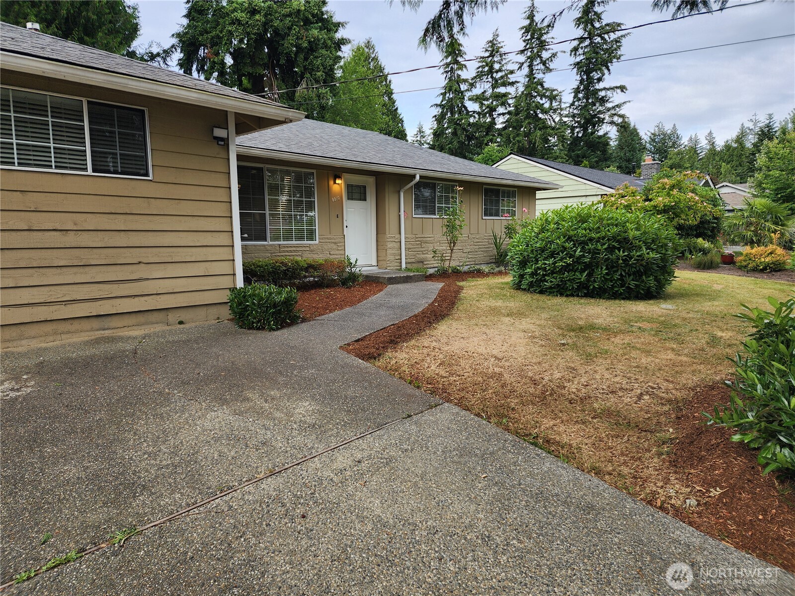 8810 Northeast 187th Street Bothell, WA 98011 - Photo 5 of 40
