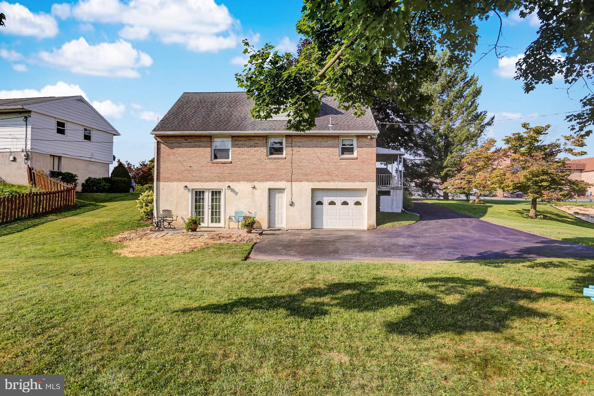 645 High Boulevard Reading, PA 19607 - Photo 34 of 35