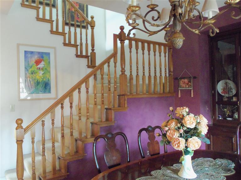 19292 Farallon Road Madera, CA 93638 - Photo 8 of 38 Stairway to second floor.