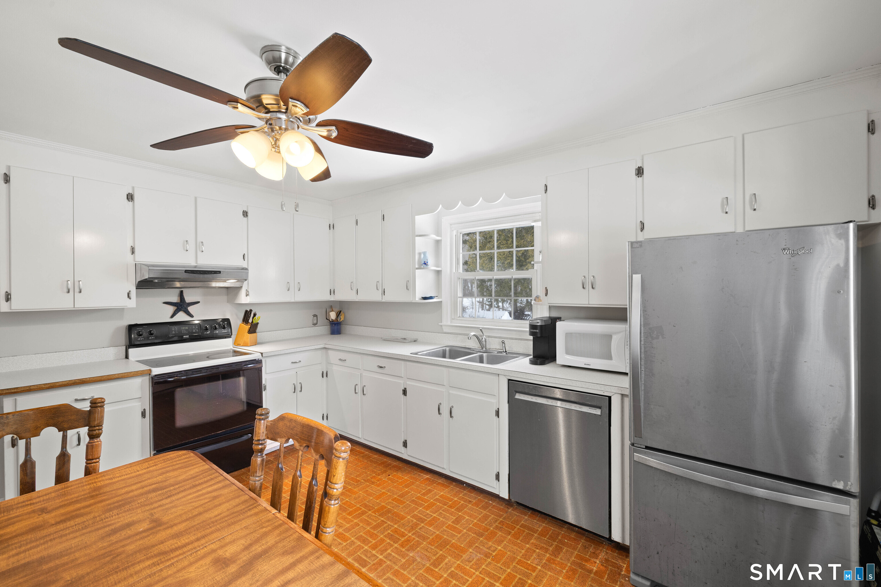 1020 Old Clinton Road Westbrook, CT 06498 - Photo 9 of 30