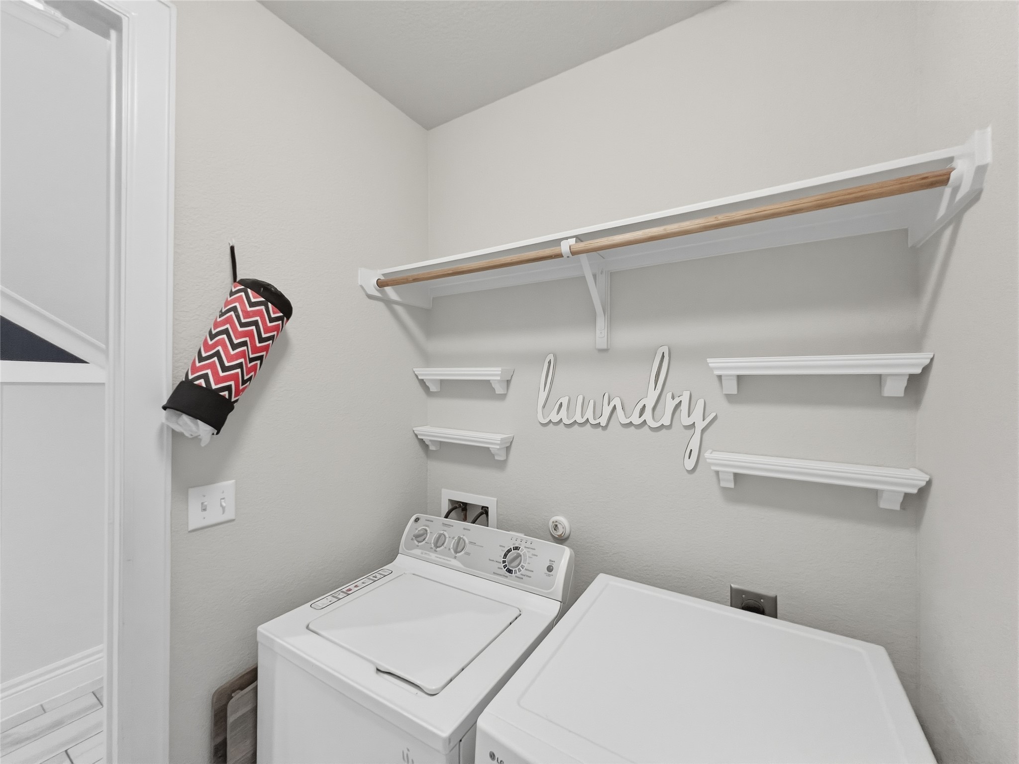 309 Gaida Loop Georgetown, TX 78628 - Photo 10 of 28 Laundry