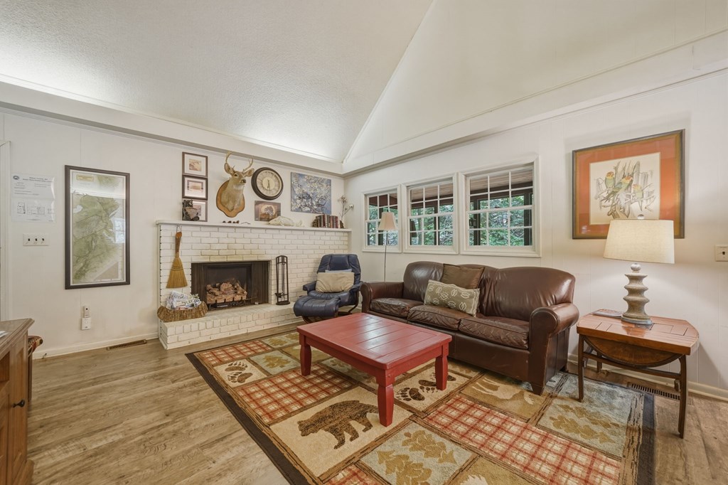 53 Laurel Ridge Drive Ellijay, GA 30536 - Photo 8 of 38 Gallery Image 8