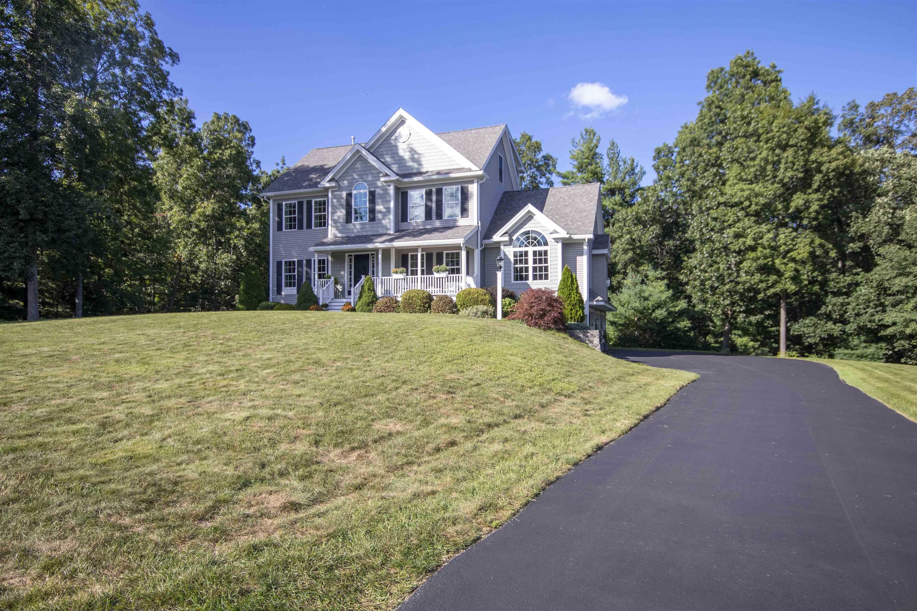 20 Jacob Road Windham, NH 03087 - Photo 2 of 4