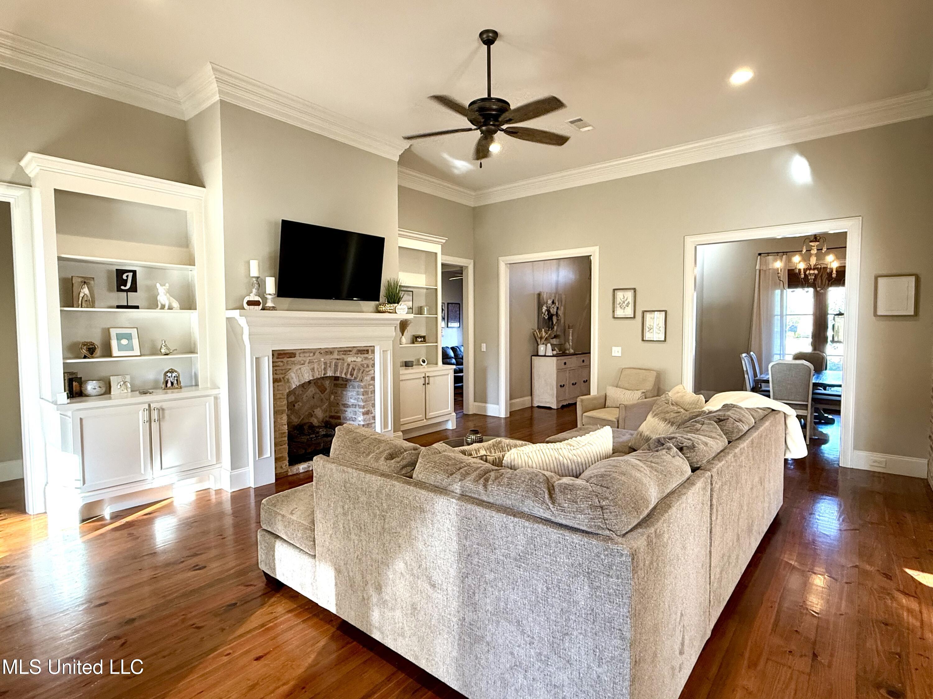 1004 Sapphire Crossing Flowood, MS 39232 - Photo 16 of 52 Photo Oct 15 2025, 4 28 49 PM