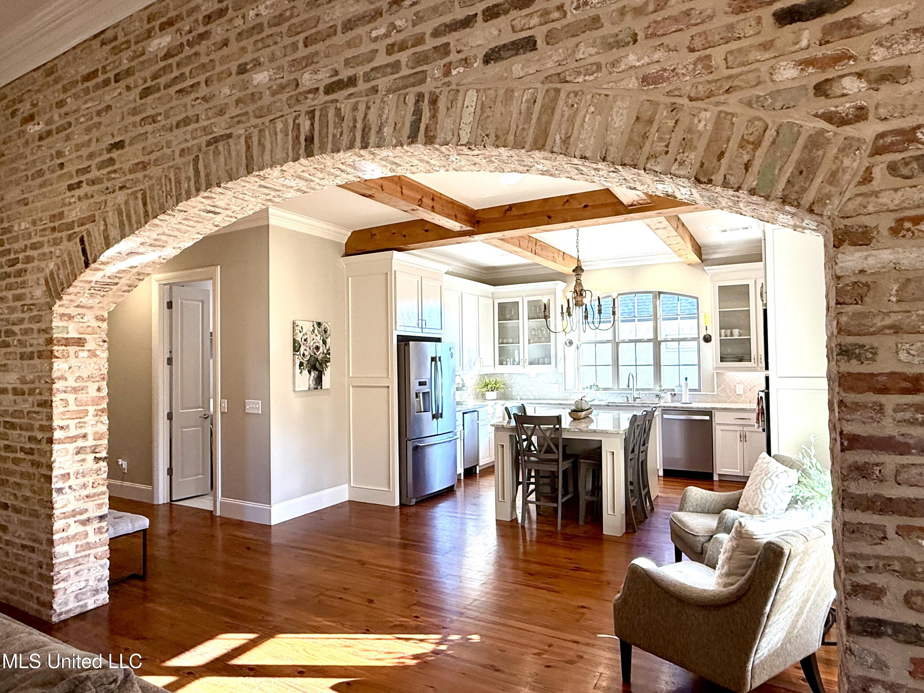 1004 Sapphire Crossing Flowood, MS 39232 - Photo 20 of 52 Photo Oct 15 2025, 4 31 51 PM