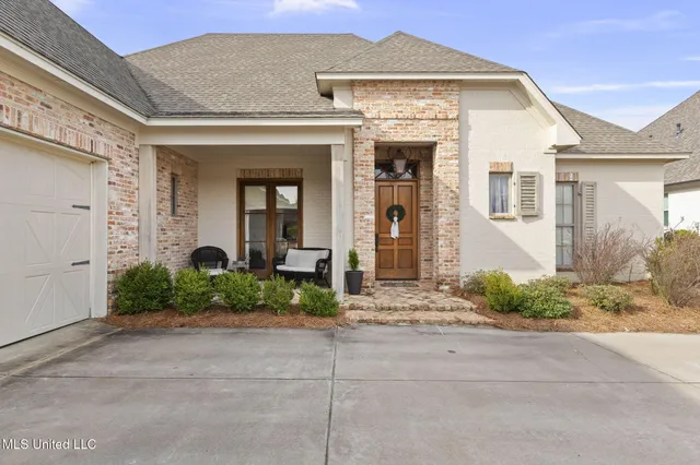 $529,900 | 1004 Sapphire Crossing, Flowood, MS 39232