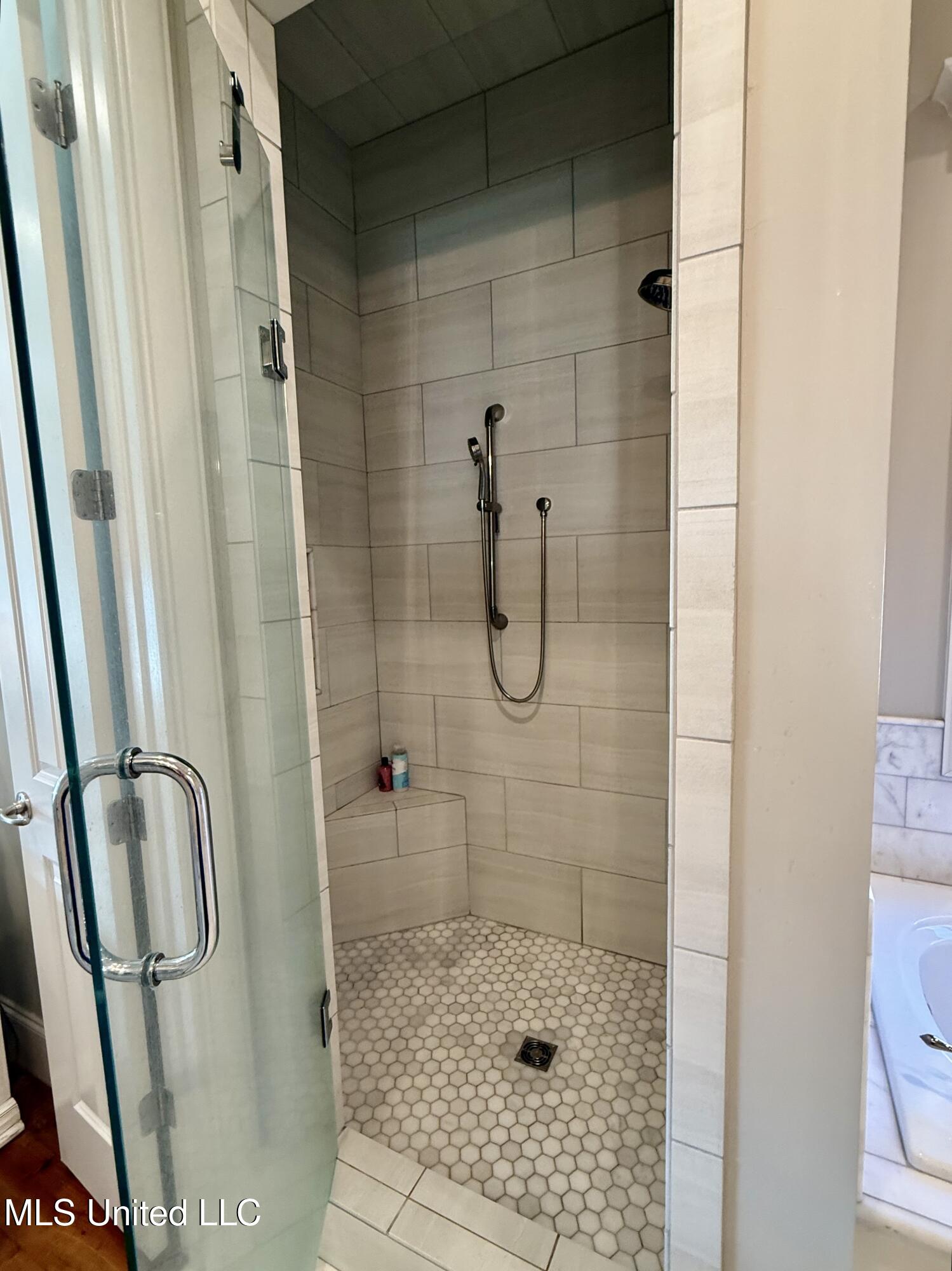 1004 Sapphire Crossing Flowood, MS 39232 - Photo 38 of 52 Photo Oct 15 2025, 4 33 31 PM