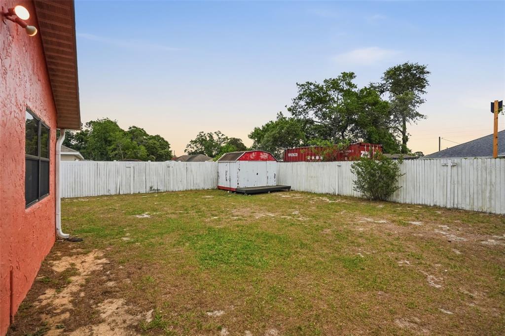 11286 Roland Street Spring Hill, FL 34609 - Photo 42 of 54 a view of outdoor space and yard