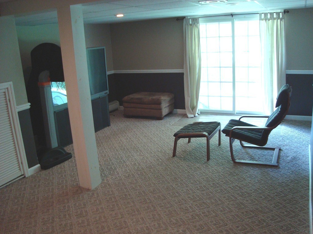924 Salem Road Dracut, MA 01826 - Photo 22 of 28 Gallery Image 22