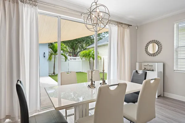 $1,050,000 | 166 Honeysuckle Drive, Jupiter, FL 33458