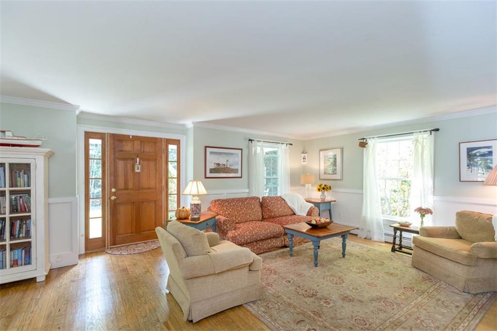 8 Mayflower Drive Cumberland, ME 04021 - Photo 10 of 17 Photo