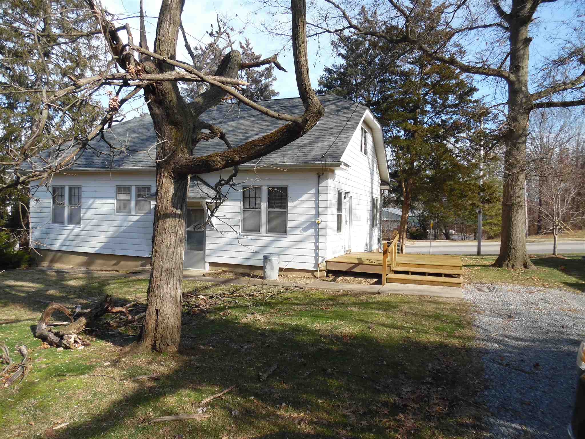 1003 Salem Road Mount Vernon, IL 62864 - Photo 9 of 13
