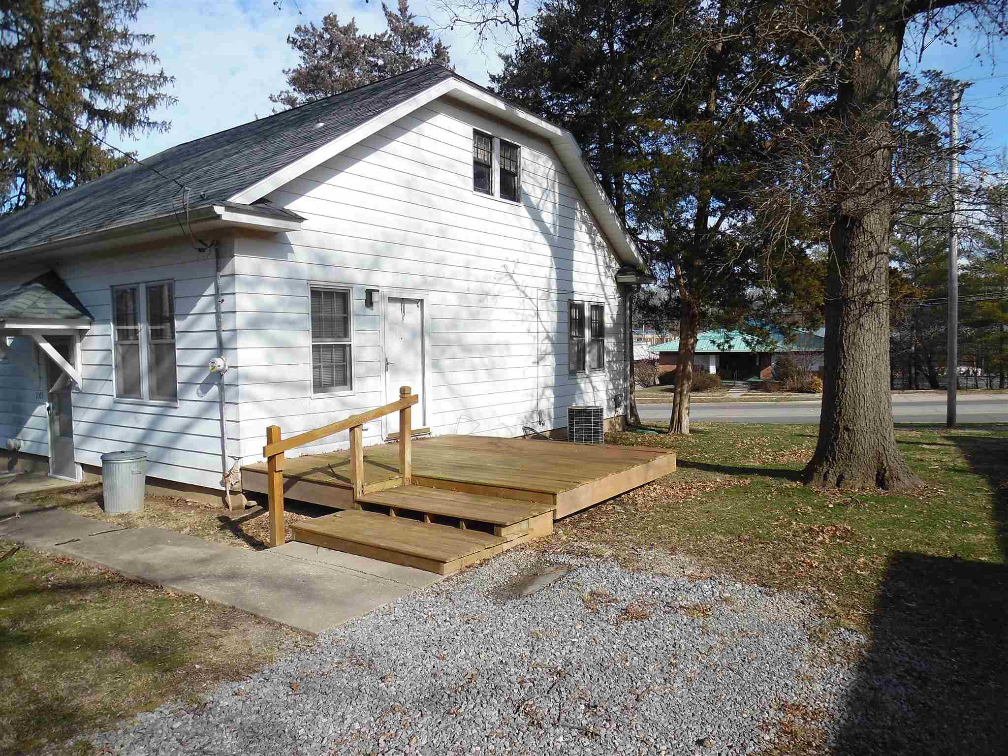 1003 Salem Road Mount Vernon, IL 62864 - Photo 10 of 13