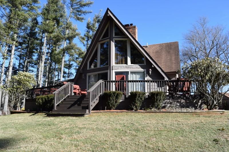548 Timberline Road Southeast Copper Hill, VA 24079 - Photo 1 of 40 Main