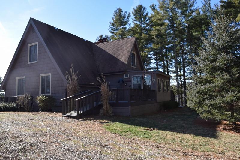 548 Timberline Road Southeast Copper Hill, VA 24079 - Photo 15 of 40 DSC_0052 (800x533)