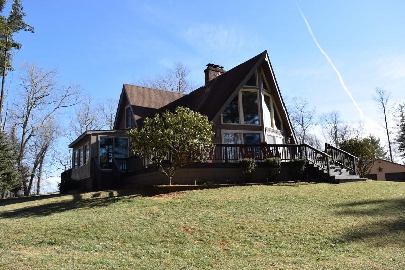 548 Timberline Road Southeast Copper Hill, VA 24079 - Photo 22 of 40 DSC_0059 (800x533)