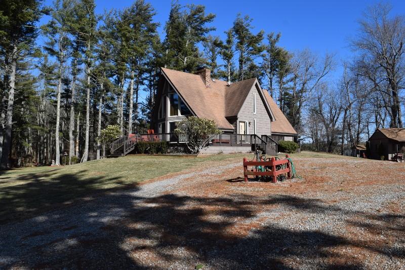 548 Timberline Road Southeast Copper Hill, VA 24079 - Photo 7 of 40 DSC_0044 (800x533)