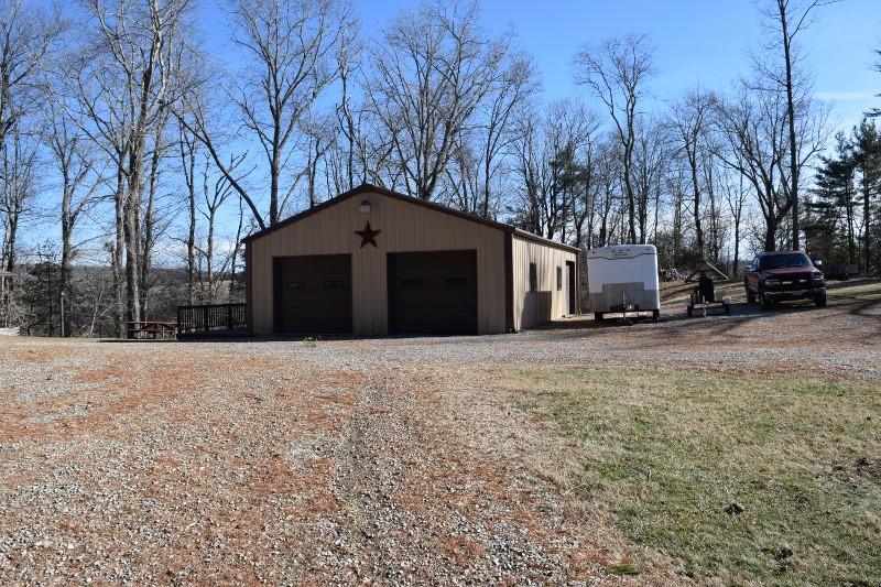 548 Timberline Road Southeast Copper Hill, VA 24079 - Photo 8 of 40 DSC_0045 (800x533)