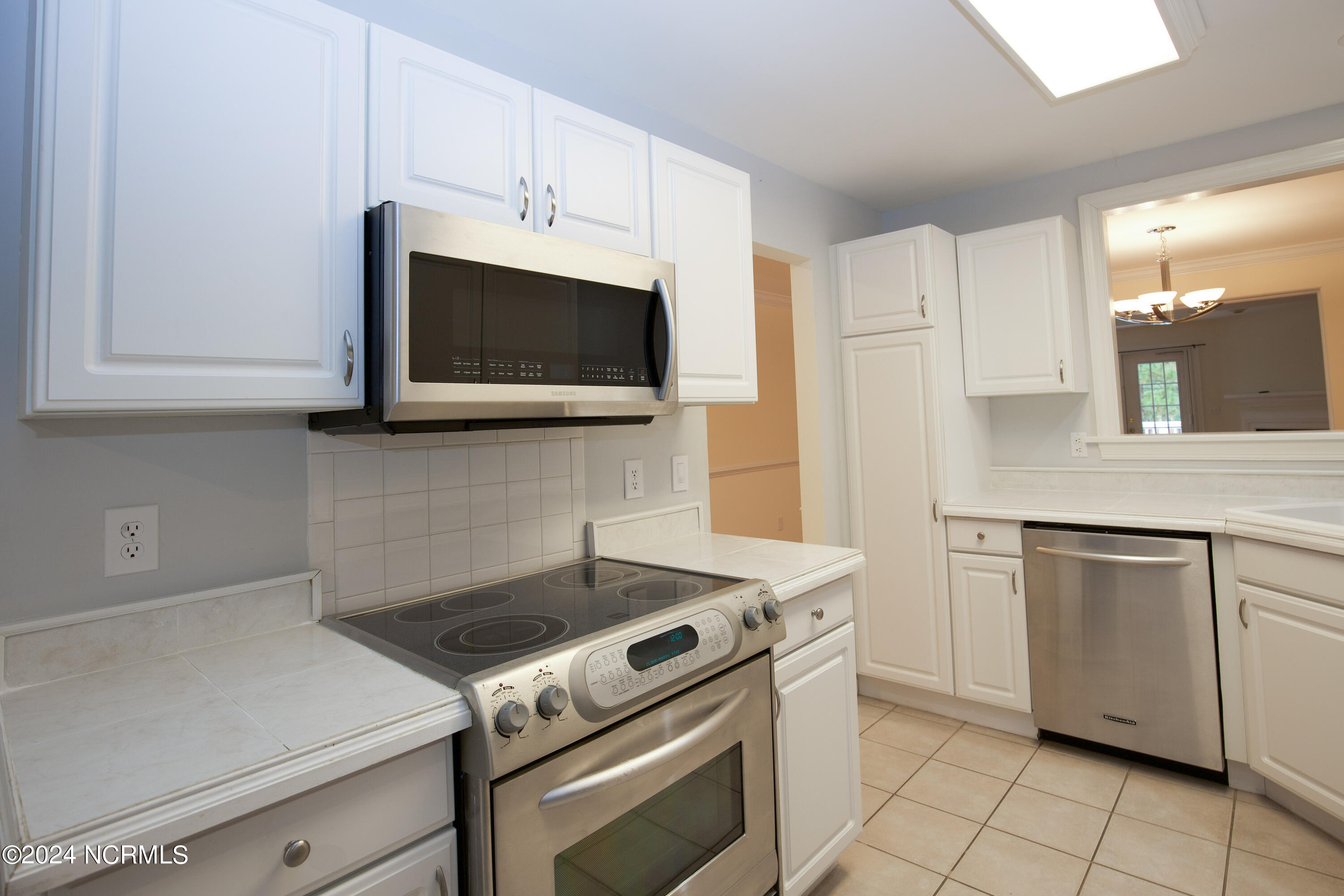 287 Knoll Road Southern Pines, NC 28387 - Photo 8 of 55