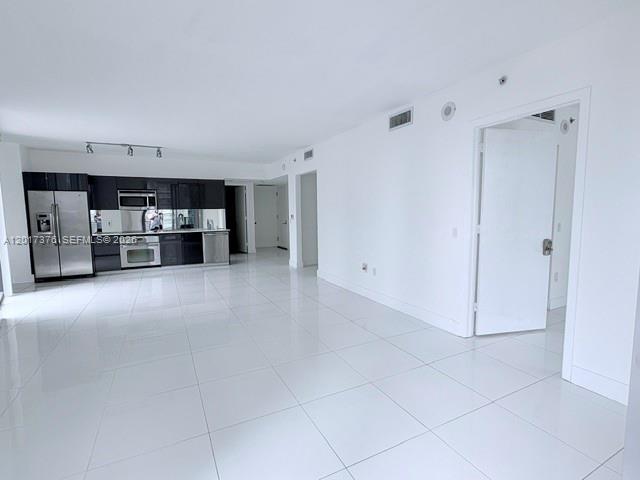 31 Southeast 6th Street, Unit 2001 Miami, FL 33131 - Photo 1 of 10