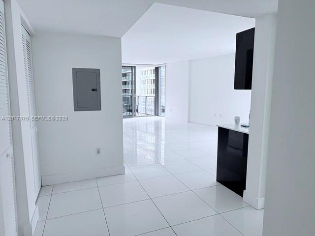 31 Southeast 6th Street, Unit 2001 Miami, FL 33131 - Photo 2 of 10