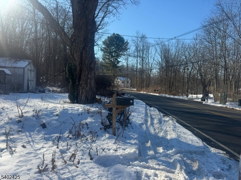 328 Amity Road Andover, NJ 07821 - Photo 5 of 6