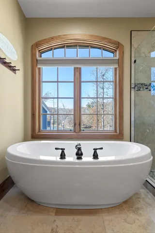 $1,375,000 | 476 Waterfront Way, Ten Mile, TN 37880