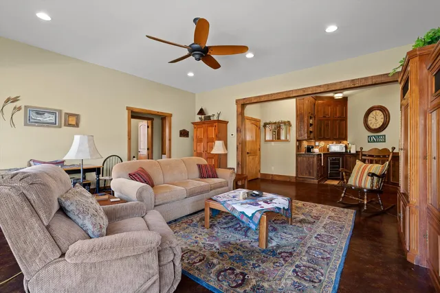 $1,375,000 | 476 Waterfront Way, Ten Mile, TN 37880