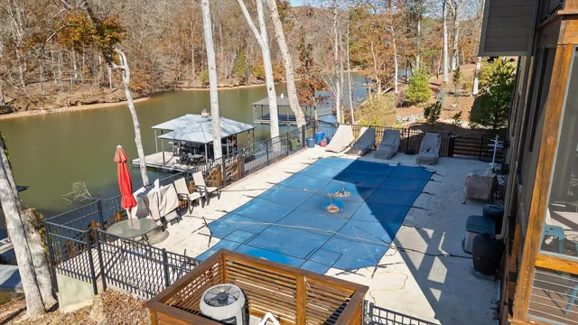 $1,375,000 | 476 Waterfront Way, Ten Mile, TN 37880