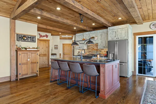 $1,375,000 | 476 Waterfront Way, Ten Mile, TN 37880