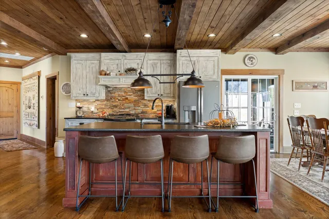 $1,375,000 | 476 Waterfront Way, Ten Mile, TN 37880