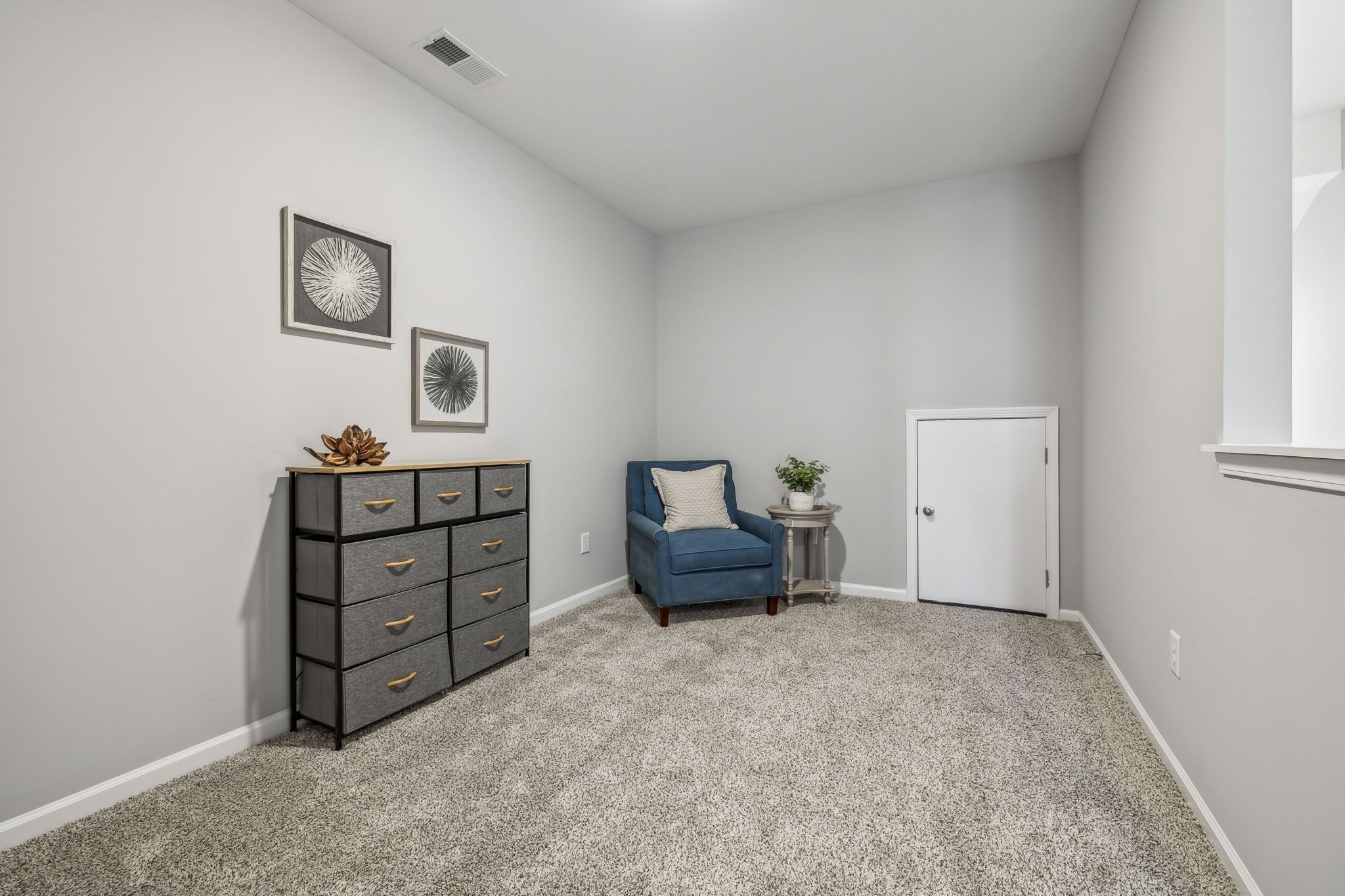 300 Carver Connection Lebanon, TN 37087 - Photo 26 of 36 a living room with furniture