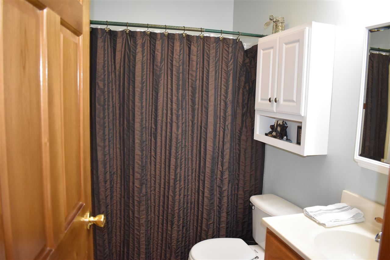 1852 North Blue Barn Road Bloomfield, IN 47424 - Photo 8 of 17