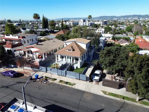 $3,300 | 343 North Occidental Boulevard, Unit A, Los Angeles, CA 90026