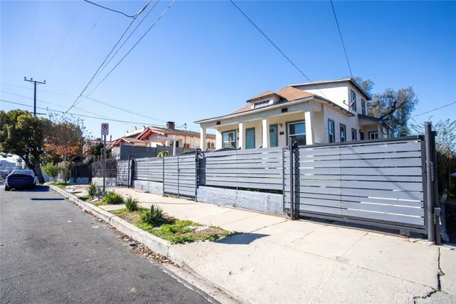 $3,950 | 343 North Occidental Boulevard, Unit A, Los Angeles, CA 90026