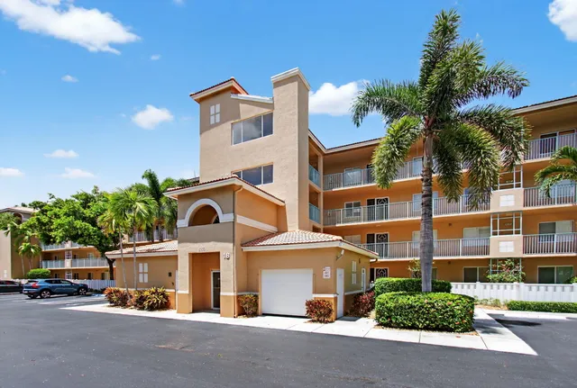 $209,000 | 5749 Gemstone Court, Unit 204, Boynton Beach, FL 33437