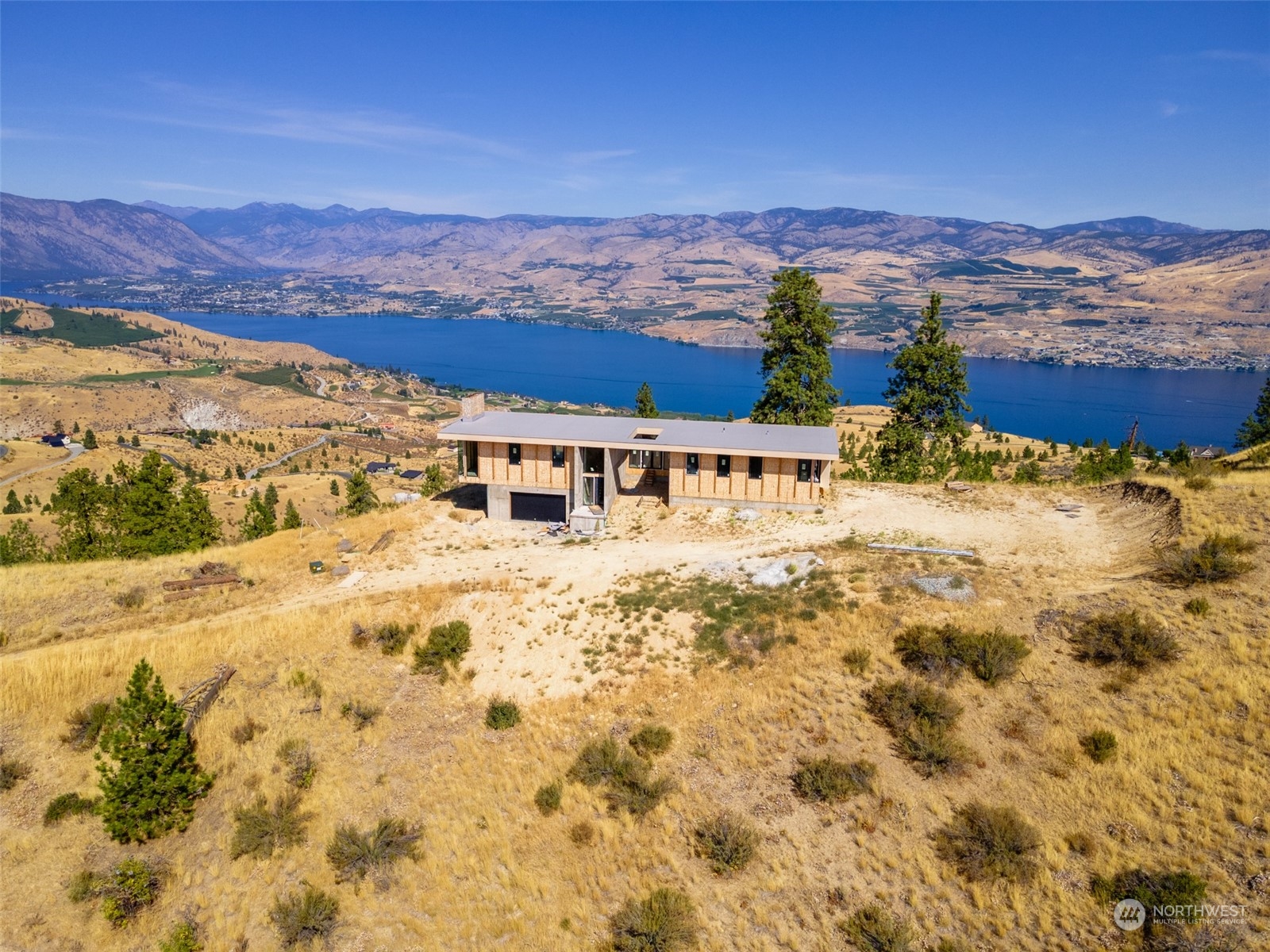 288 Hawks Ridge Road Chelan, WA 98816 - Photo 3 of 14 Gallery Image 3