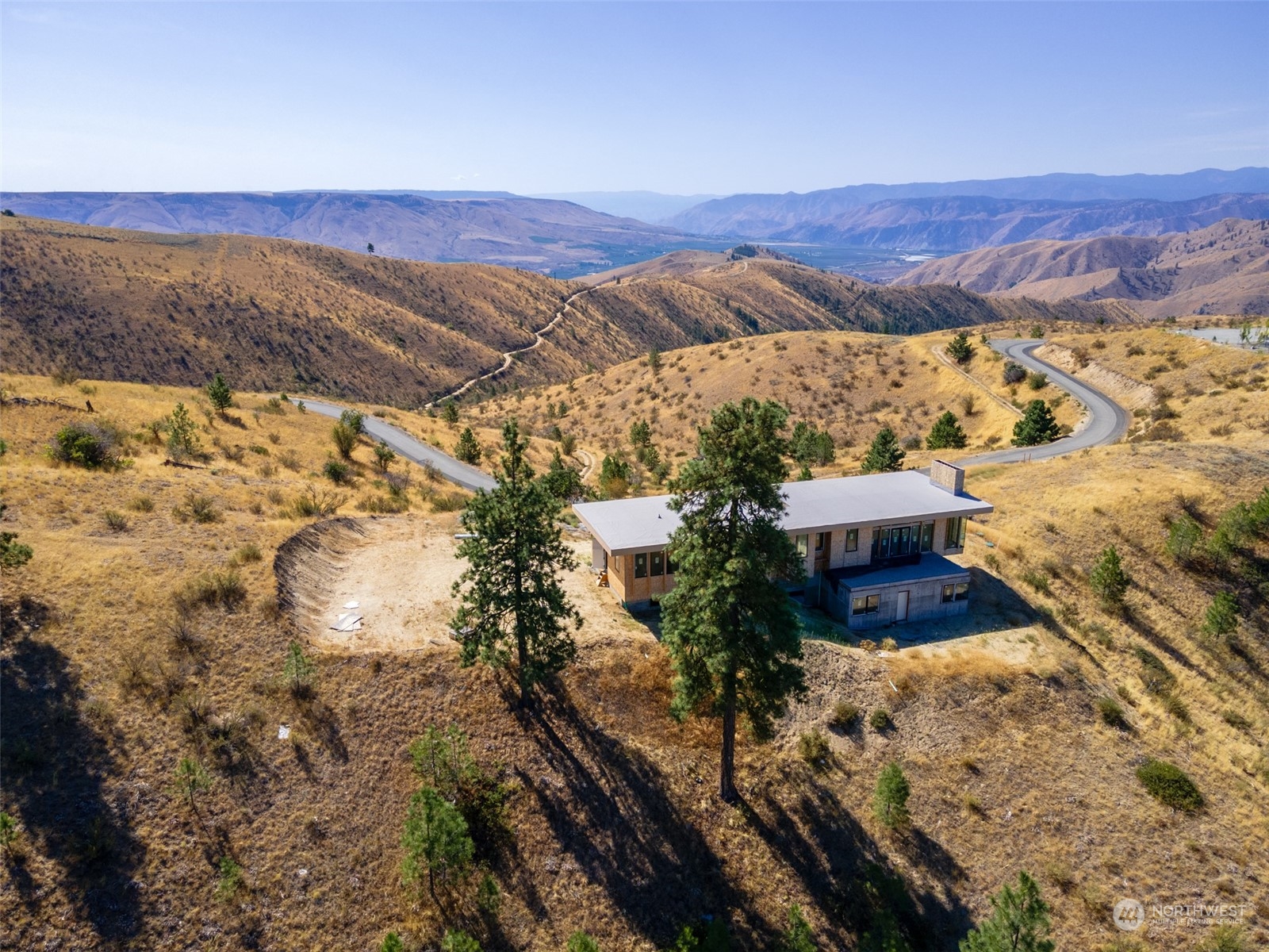 288 Hawks Ridge Road Chelan, WA 98816 - Photo 5 of 14 Gallery Image 5