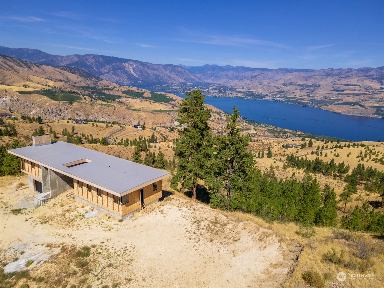 288 Hawks Ridge Road Chelan, WA 98816 - Photo 6 of 14 Gallery Image 6