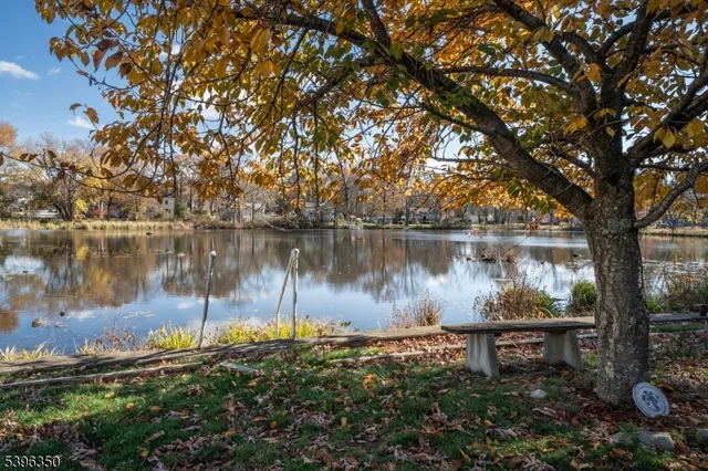 $629,000 | 21 Sunrise Avenue, Bloomingdale, NJ 07403