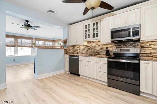 $599,000 | 21 Sunrise Avenue, Bloomingdale, NJ 07403