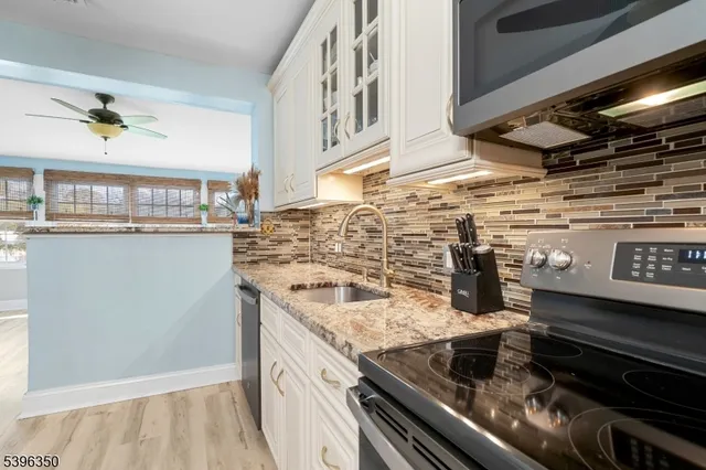 $599,000 | 21 Sunrise Avenue, Bloomingdale, NJ 07403