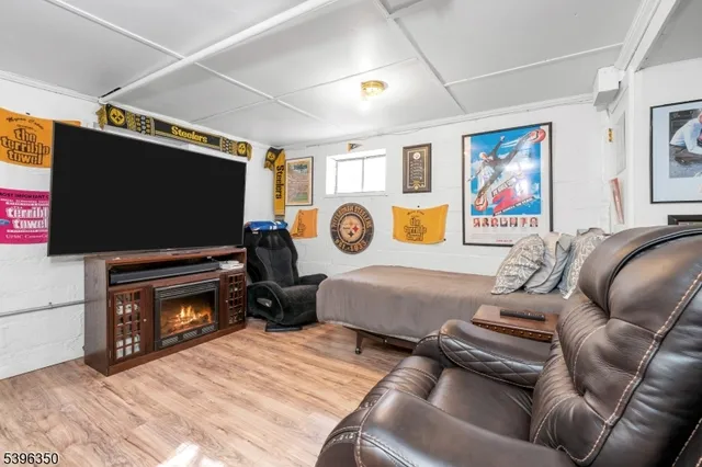 $599,000 | 21 Sunrise Avenue, Bloomingdale, NJ 07403