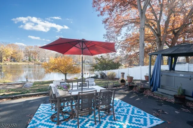 $599,000 | 21 Sunrise Avenue, Bloomingdale, NJ 07403