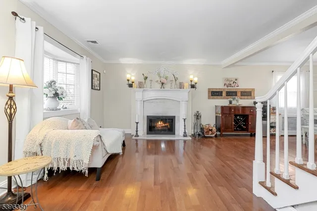 $599,000 | 21 Sunrise Avenue, Bloomingdale, NJ 07403