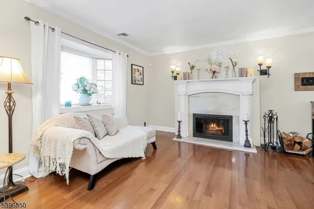 $599,000 | 21 Sunrise Avenue, Bloomingdale, NJ 07403